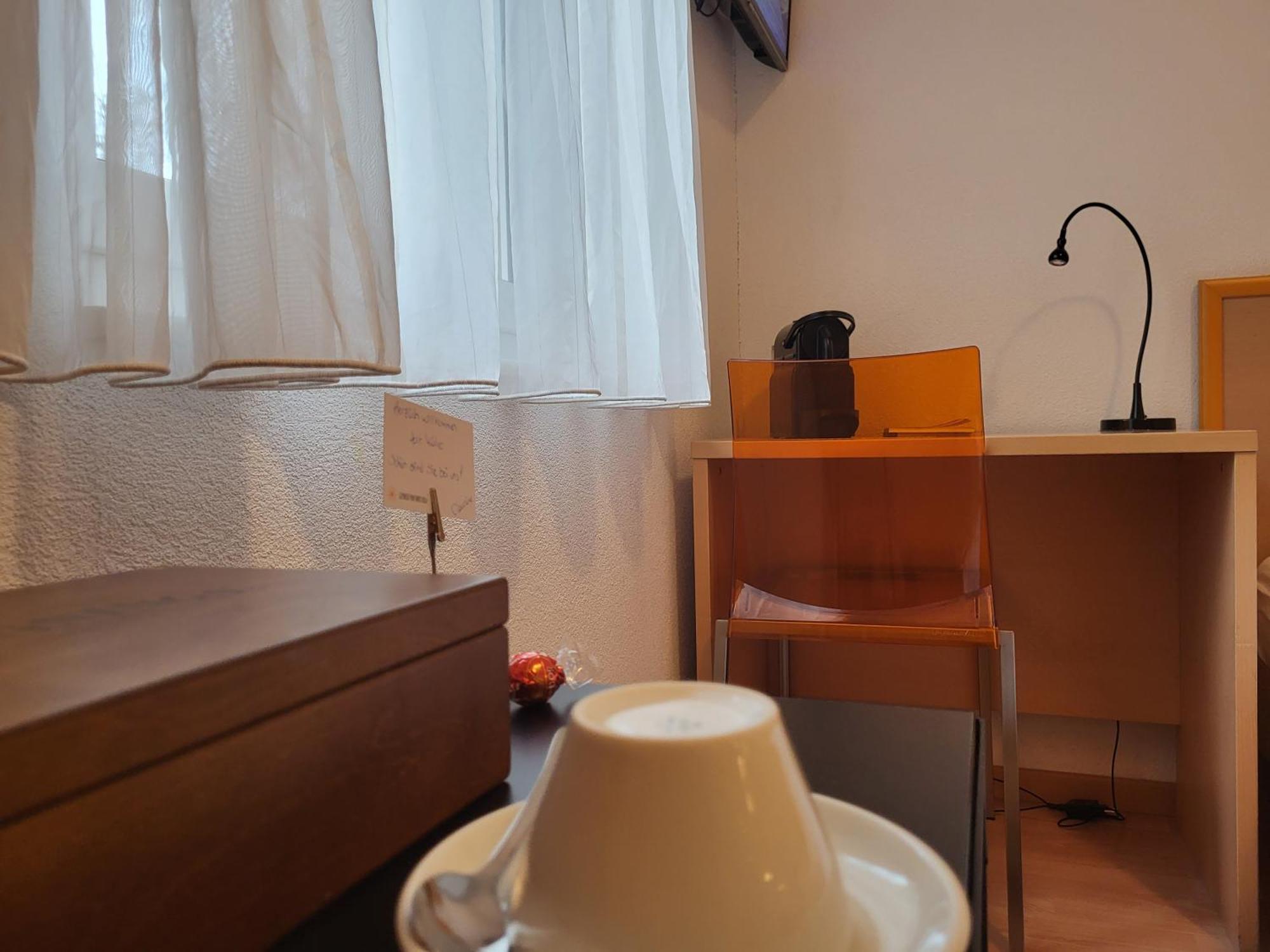 Hotel-Restaurant Eyholz Visp Bilik gambar